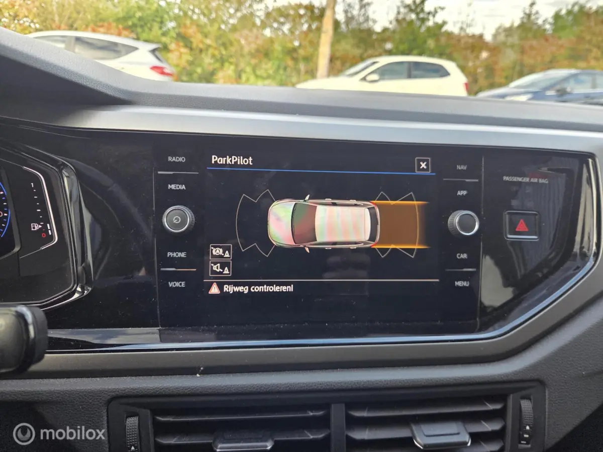 1.0 TSI Comfortline Business