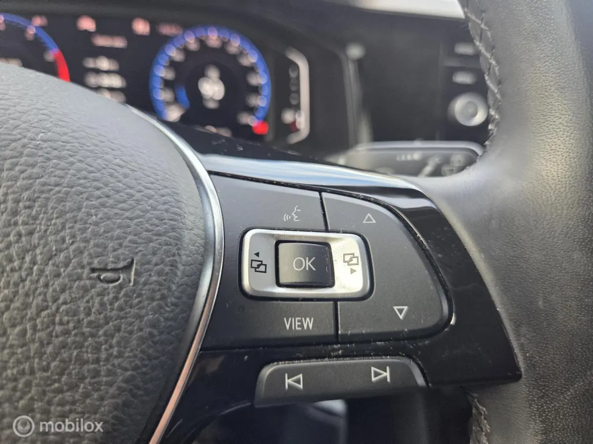 1.0 TSI Comfortline Business