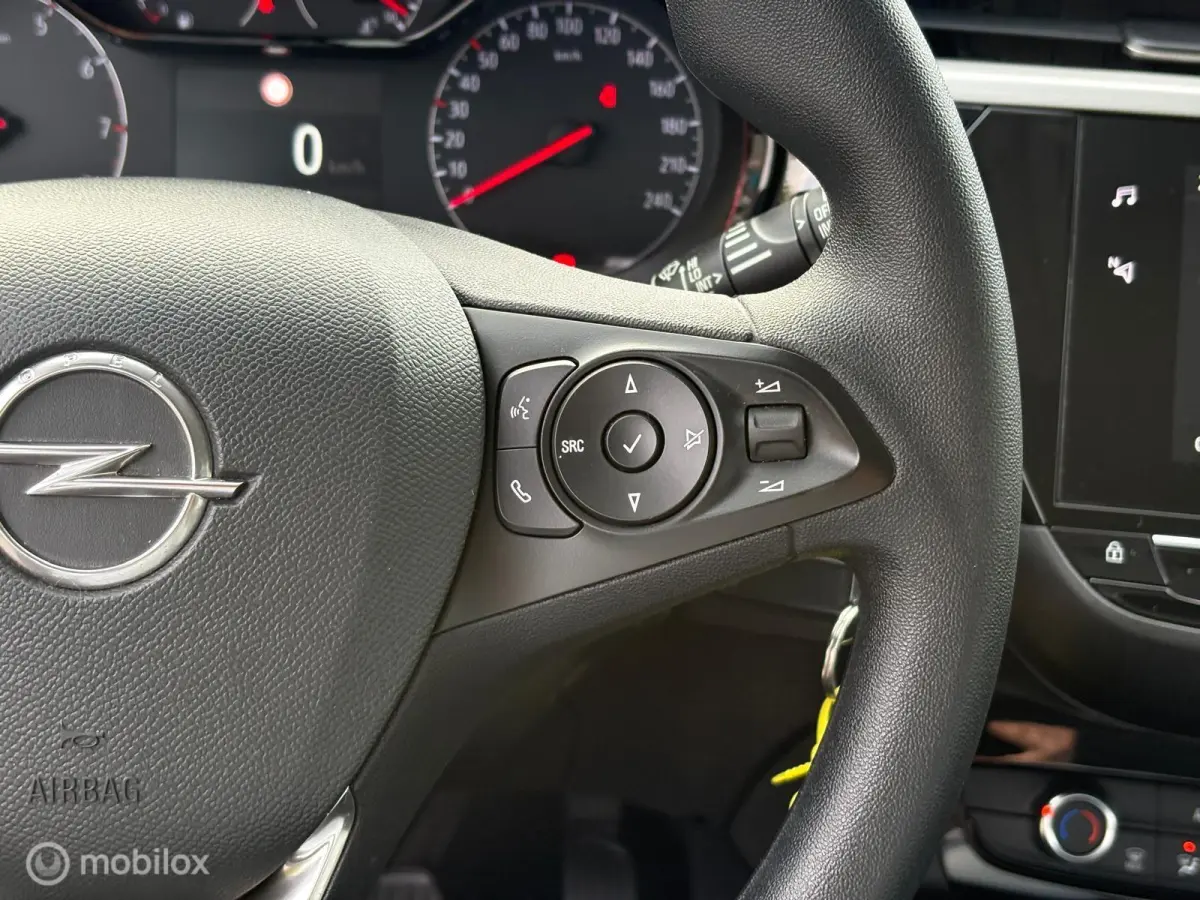 1.2 100PK Edition|NAVIGATIE|PDC|CARPLAY|NAP|DAB+