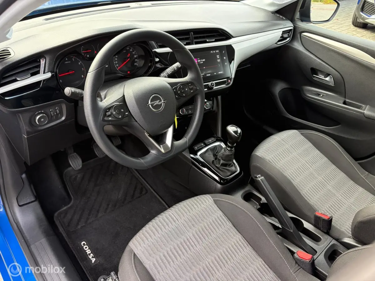 1.2 100PK Edition|NAVIGATIE|PDC|CARPLAY|NAP|DAB+