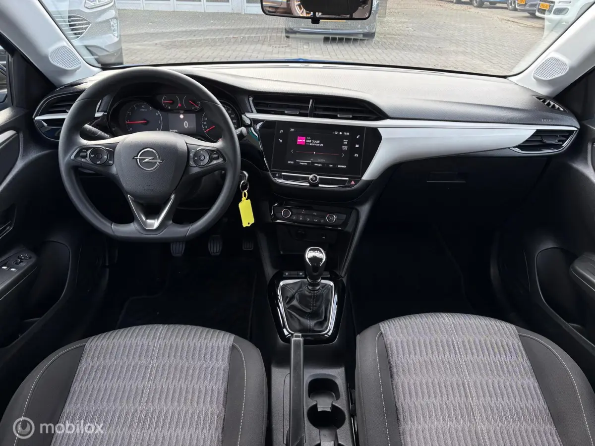 1.2 100PK Edition|NAVIGATIE|PDC|CARPLAY|NAP|DAB+