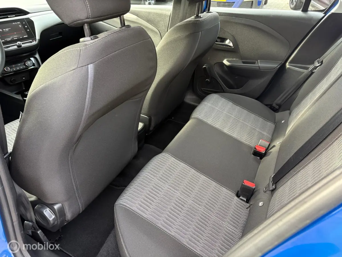 1.2 100PK Edition|NAVIGATIE|PDC|CARPLAY|NAP|DAB+
