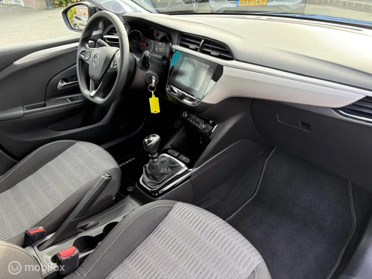 1.2 100PK Edition|NAVIGATIE|PDC|CARPLAY|NAP|DAB+