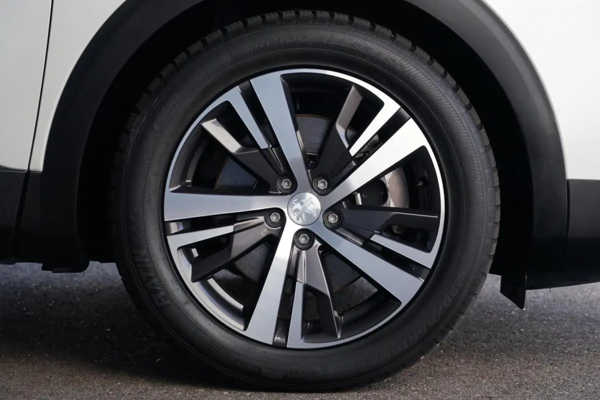 1.6 HYbrid 225 Allure Pack Business, SOH 97 %, stoelverw.