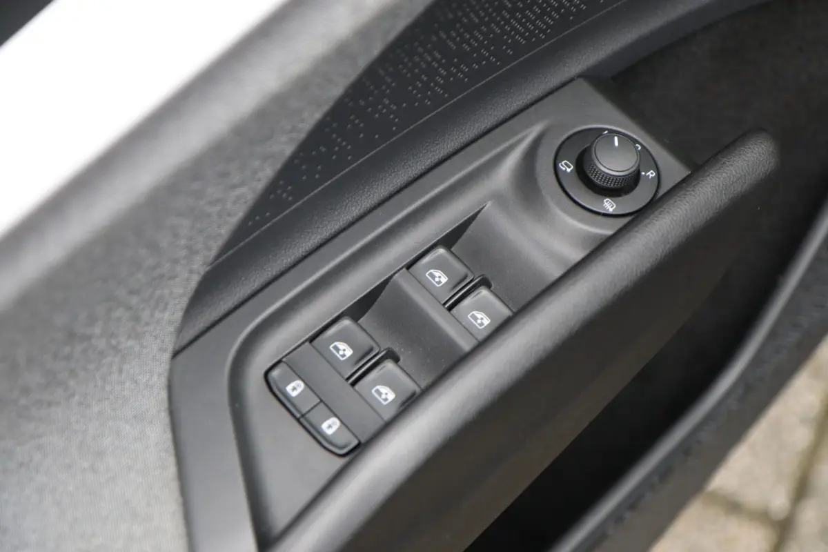 60 180pk Business Edition Plus | SoH 95% | Navigatie | Stoelverwarming | Achteruitrijcamera
