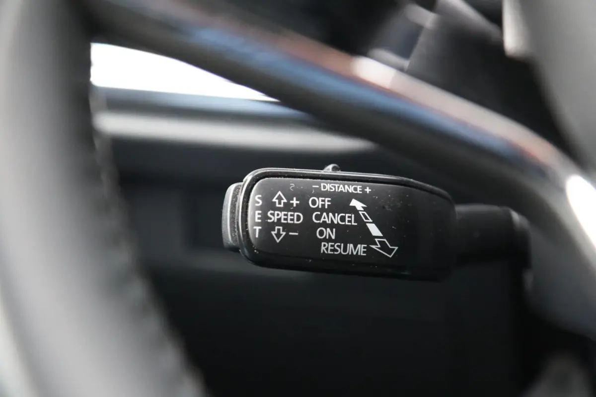60 180pk Business Edition Plus | SoH 95% | Navigatie | Stoelverwarming | Achteruitrijcamera
