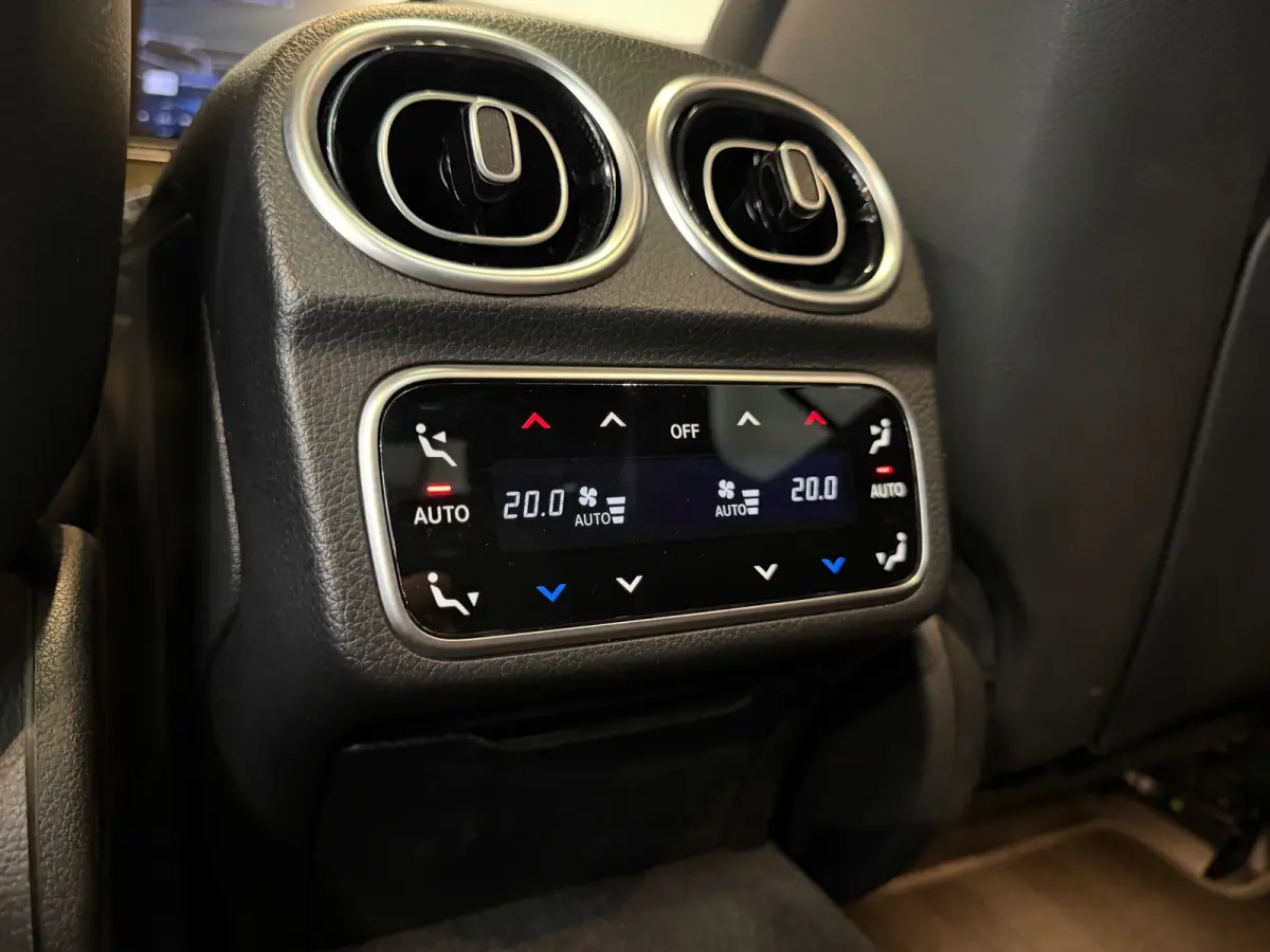 300 e AMG-line - Panorama - Leder - 360 - Memory