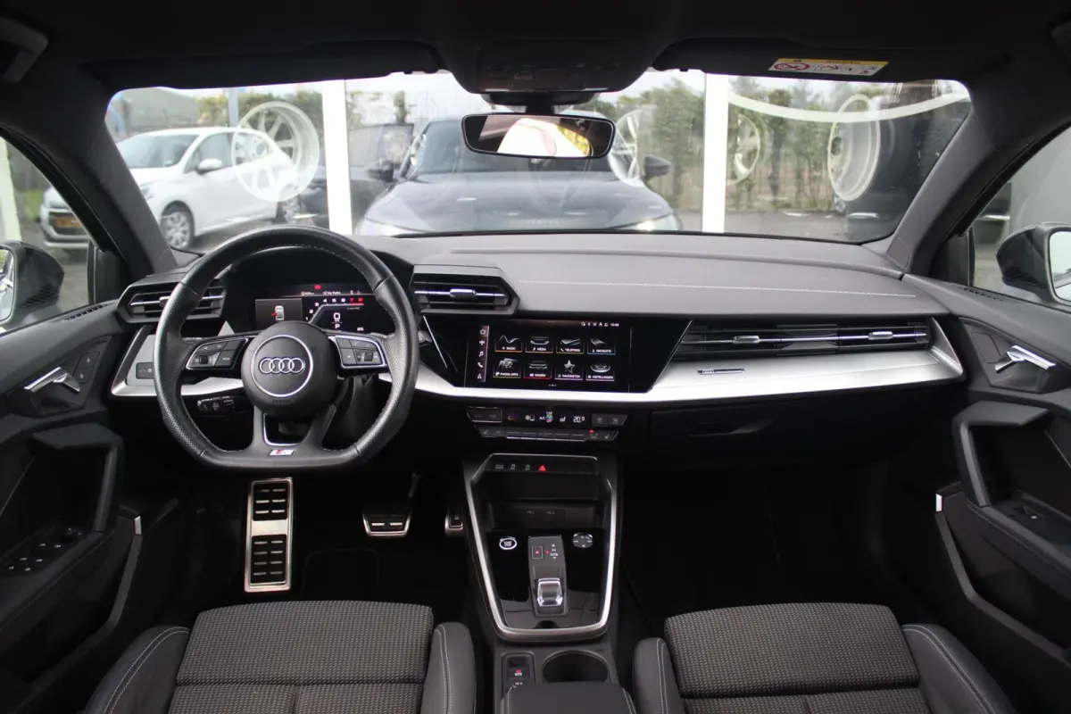 35 TFSI edition one S-Line 150 pk | NL auto | 1e eigenaar | B&O | Trekhaak | Carplay | Cruise control | LED | Navi | Sportstoelen | Sportstuur |