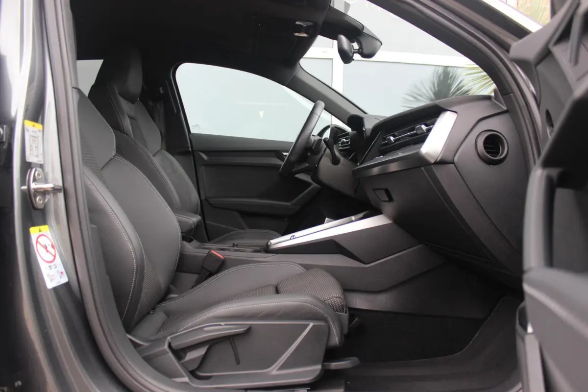 35 TFSI edition one S-Line 150 pk | NL auto | 1e eigenaar | B&O | Trekhaak | Carplay | Cruise control | LED | Navi | Sportstoelen | Sportstuur |