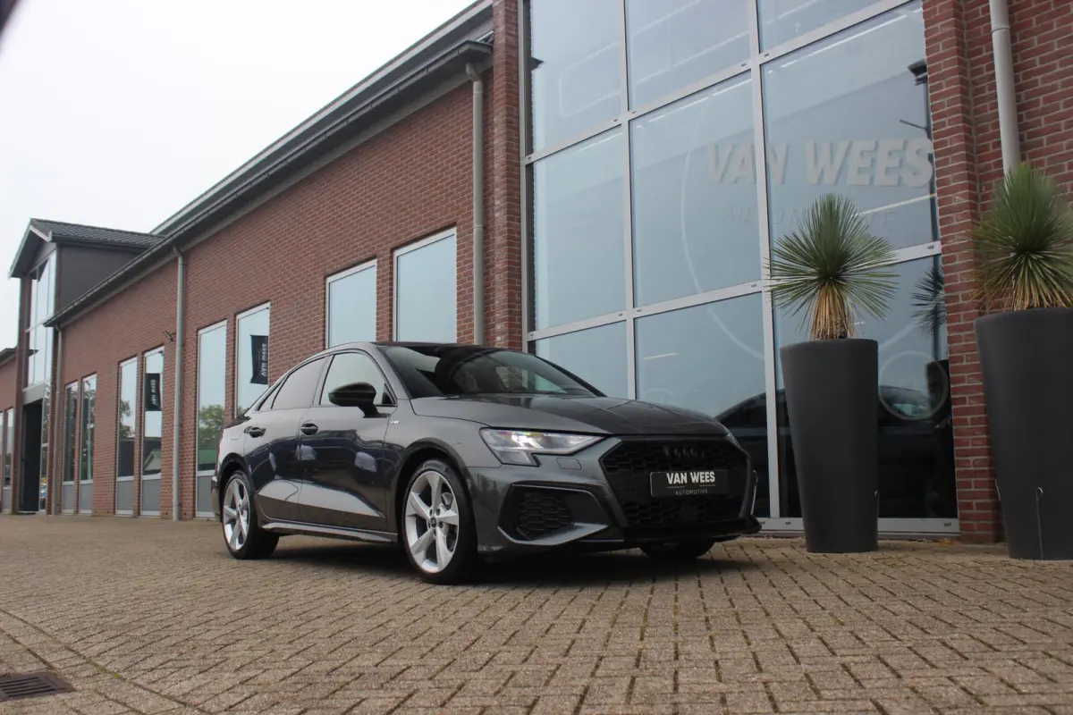 35 TFSI edition one S-Line 150 pk | NL auto | 1e eigenaar | B&O | Trekhaak | Carplay | Cruise control | LED | Navi | Sportstoelen | Sportstuur |
