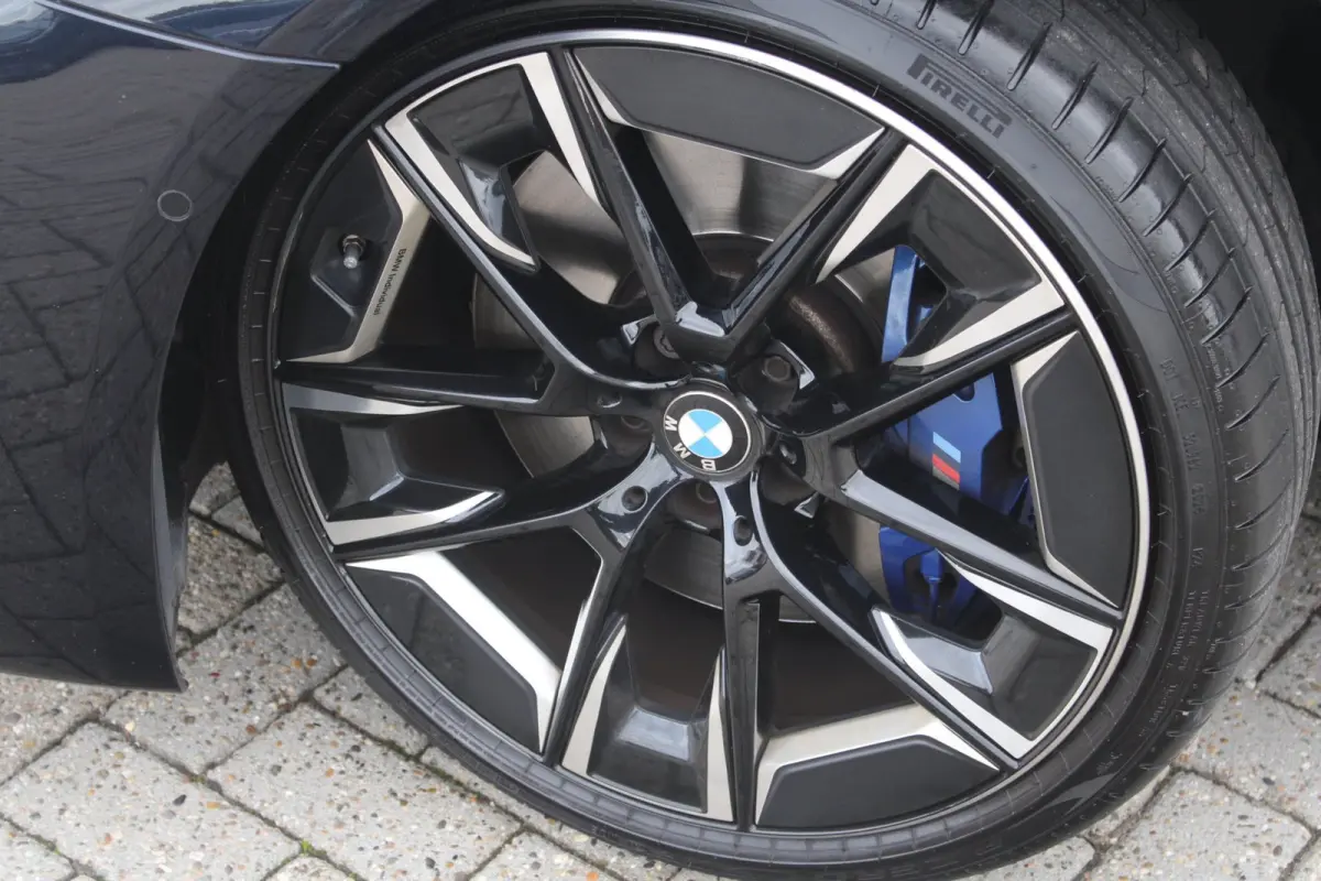 545e xDrive M-Sport | Pano | 360 | Laser | HK | ACC | Ventilatie | Soft close
