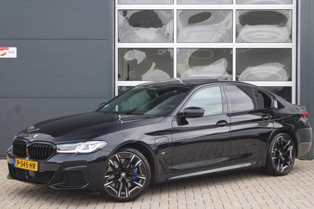 545e xDrive M-Sport | Pano | 360 | Laser | HK | ACC | Ventilatie | Soft close