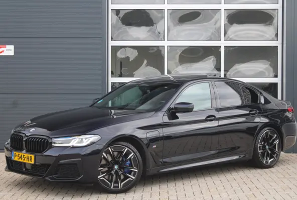 545e xDrive M-Sport | Pano | 360 | Laser | HK | ACC | Ventilatie | Soft close