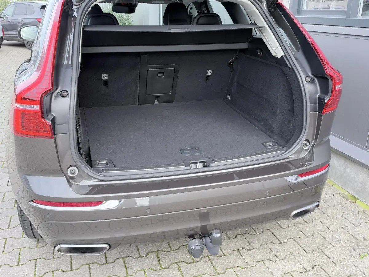 2.0 T5 AWD Inscription 254 PK | Trekhaak | Leder | 360 camera | Carplay