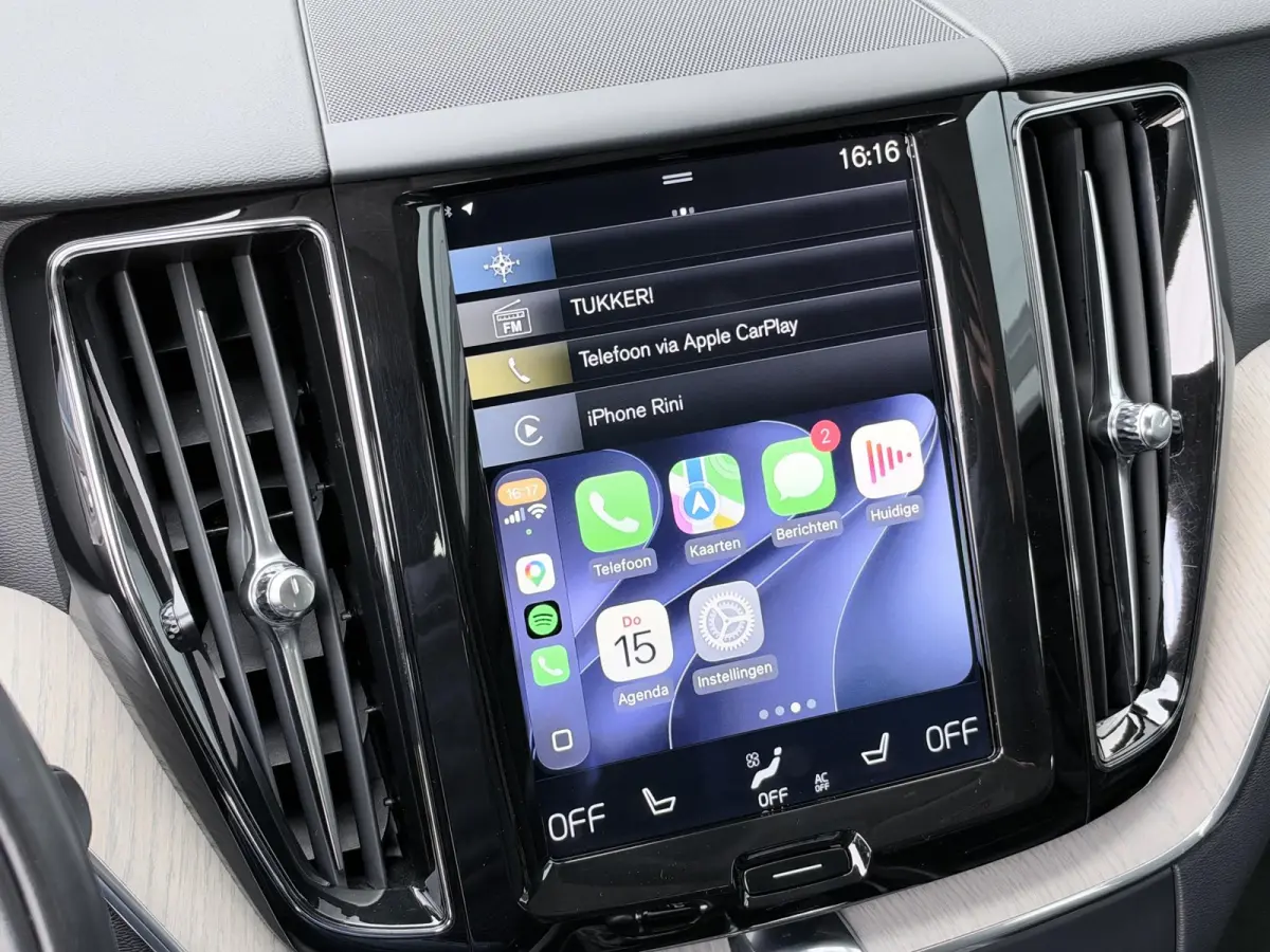 2.0 T5 AWD Inscription 254 PK | Trekhaak | Leder | 360 camera | Carplay