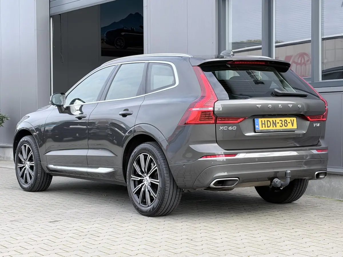 2.0 T5 AWD Inscription 254 PK | Trekhaak | Leder | 360 camera | Carplay