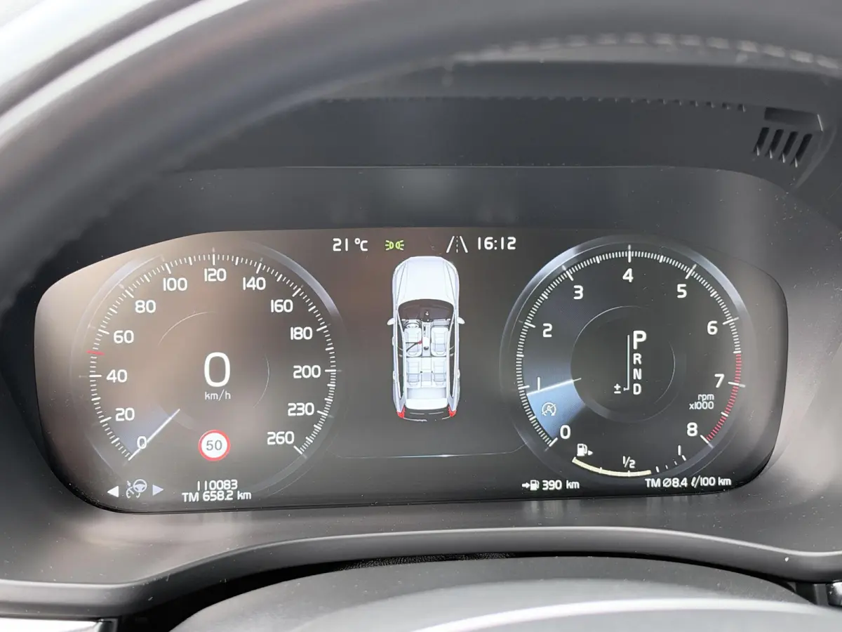 2.0 T5 AWD Inscription 254 PK | Trekhaak | Leder | 360 camera | Carplay
