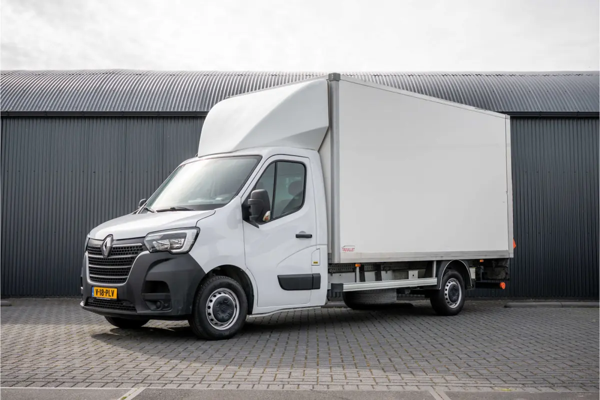 2.3dCi | Bakwagen met Laadklep | LED | Carplay | Camera | Cruise