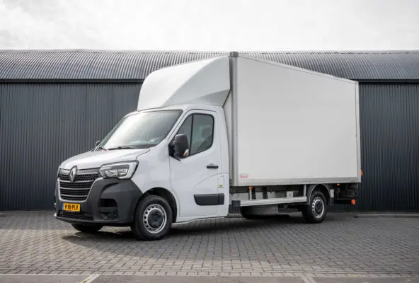 2.3dCi | Bakwagen met Laadklep | LED | Carplay | Cruise