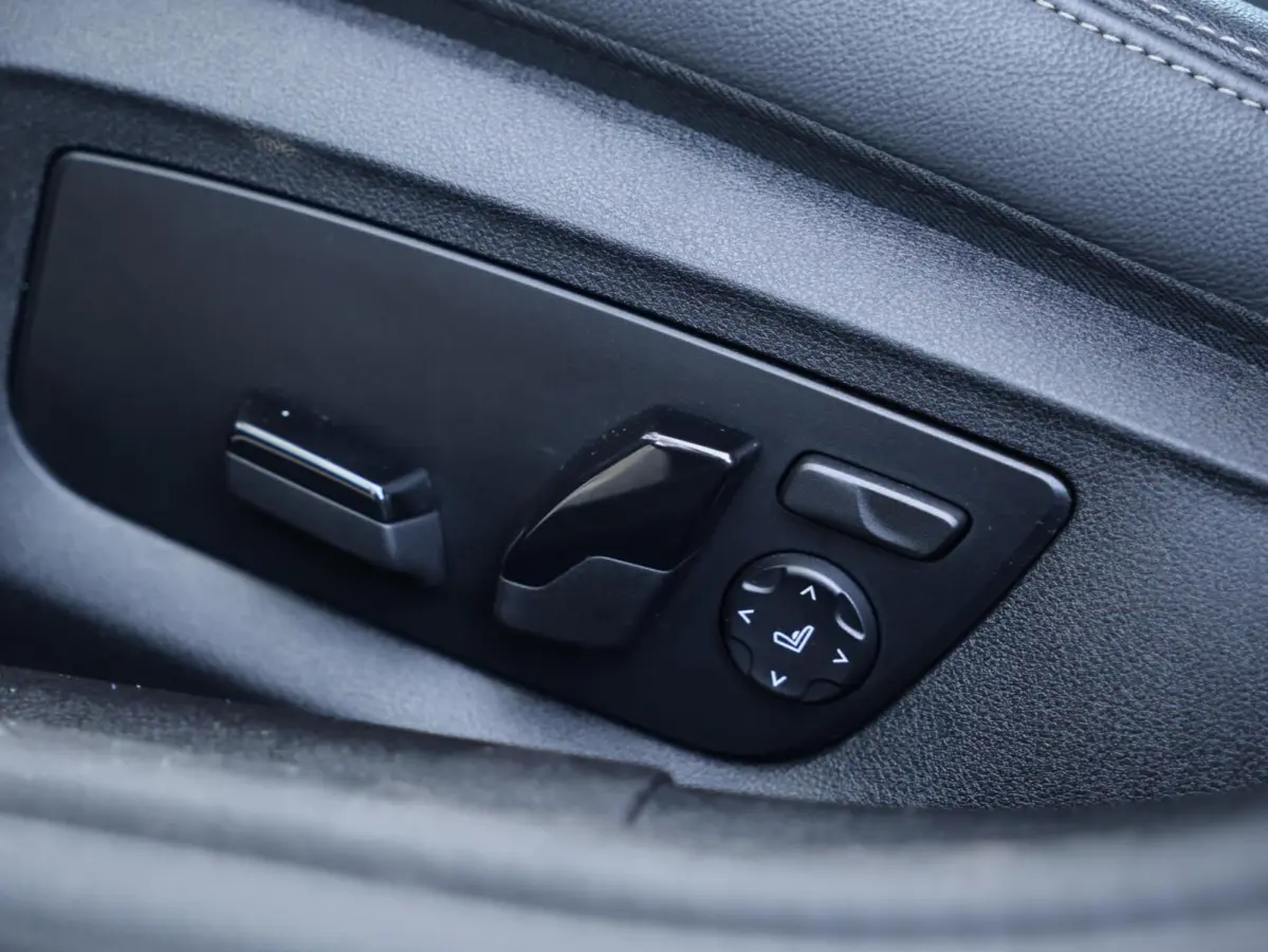 530e xDrive Business Edition | SOH 88%