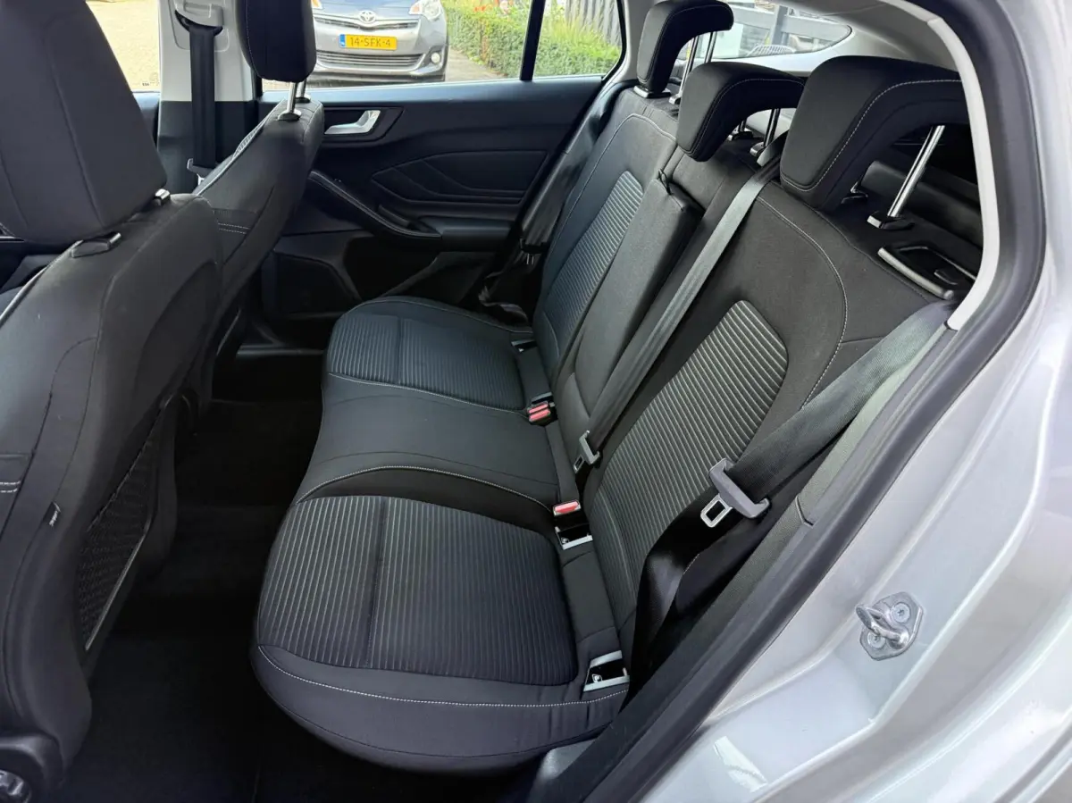 1.0 EcoBoost Business CARPLAY/ECC *ALL-IN PRIJS*