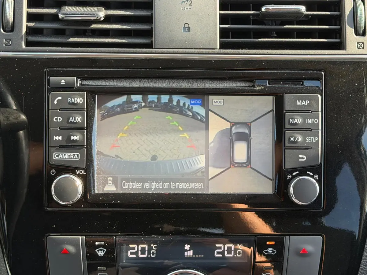 1.2 DIG-T Acenta/NAVI/CAMERA/KEYLESS/TREKH/NAP