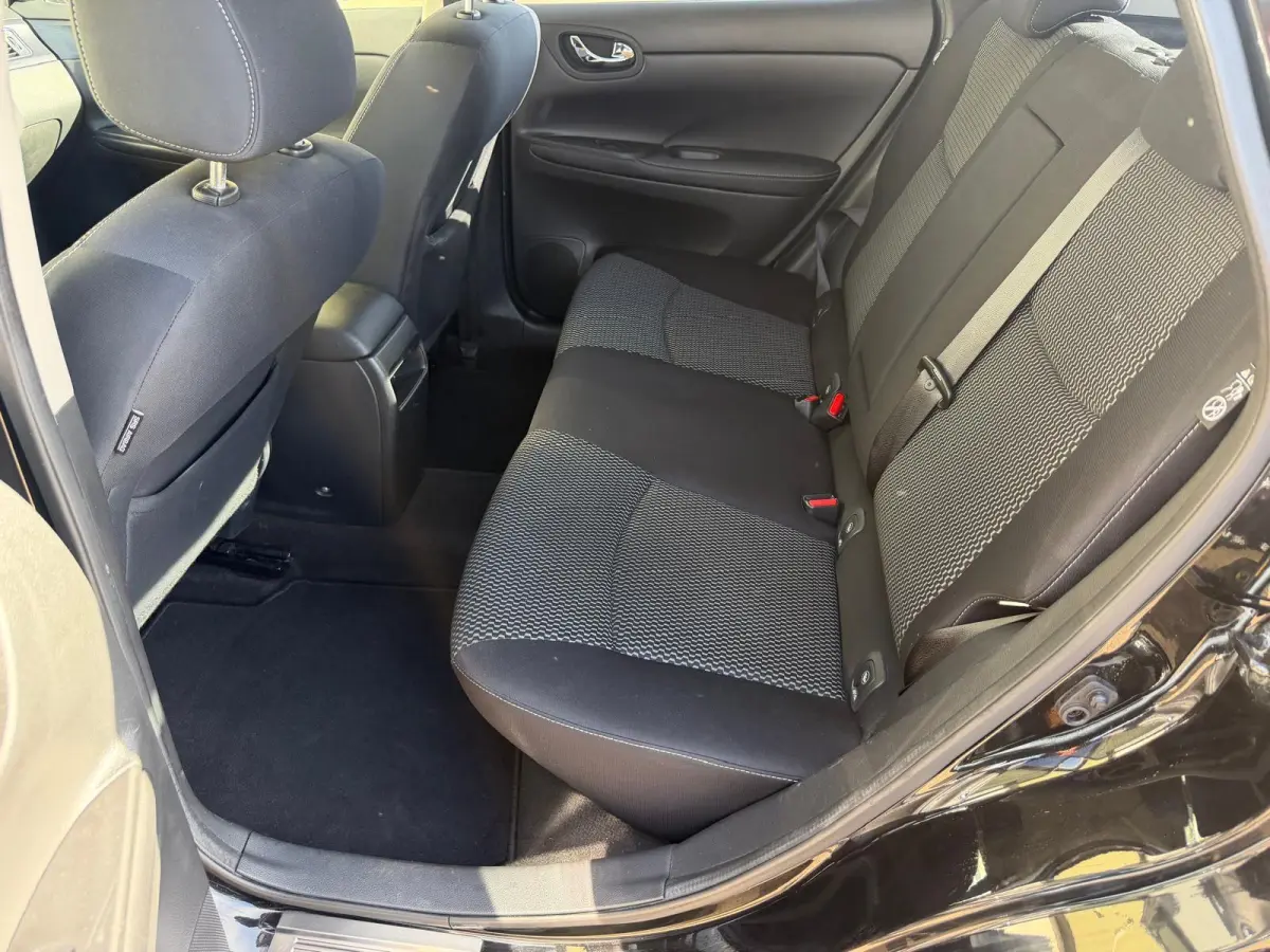 1.2 DIG-T Acenta/NAVI/CAMERA/KEYLESS/TREKH/NAP