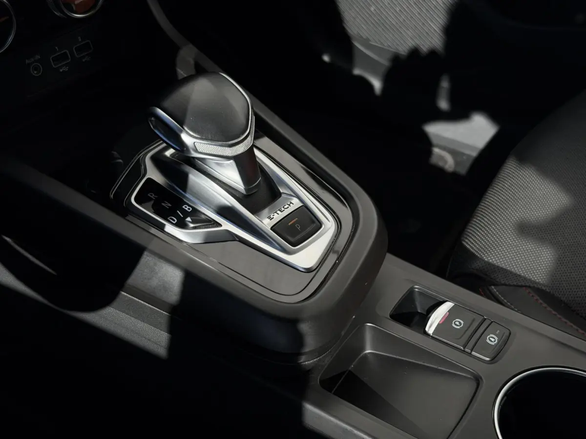 1.6 E-Tech Hybrid 145 R.S. Line | Leder | ACC | Camera | Carplay