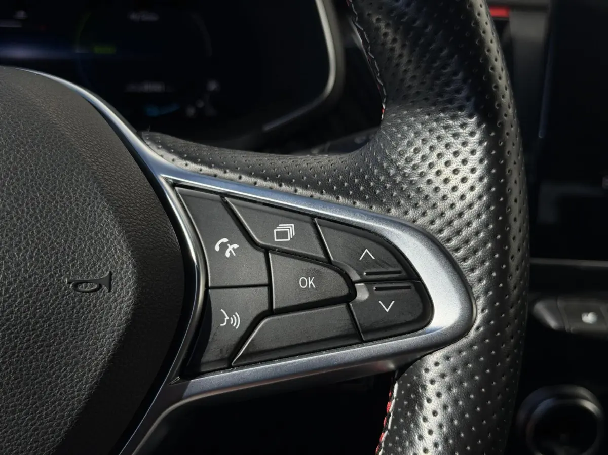 1.6 E-Tech Hybrid 145 R.S. Line | Leder | ACC | Camera | Carplay