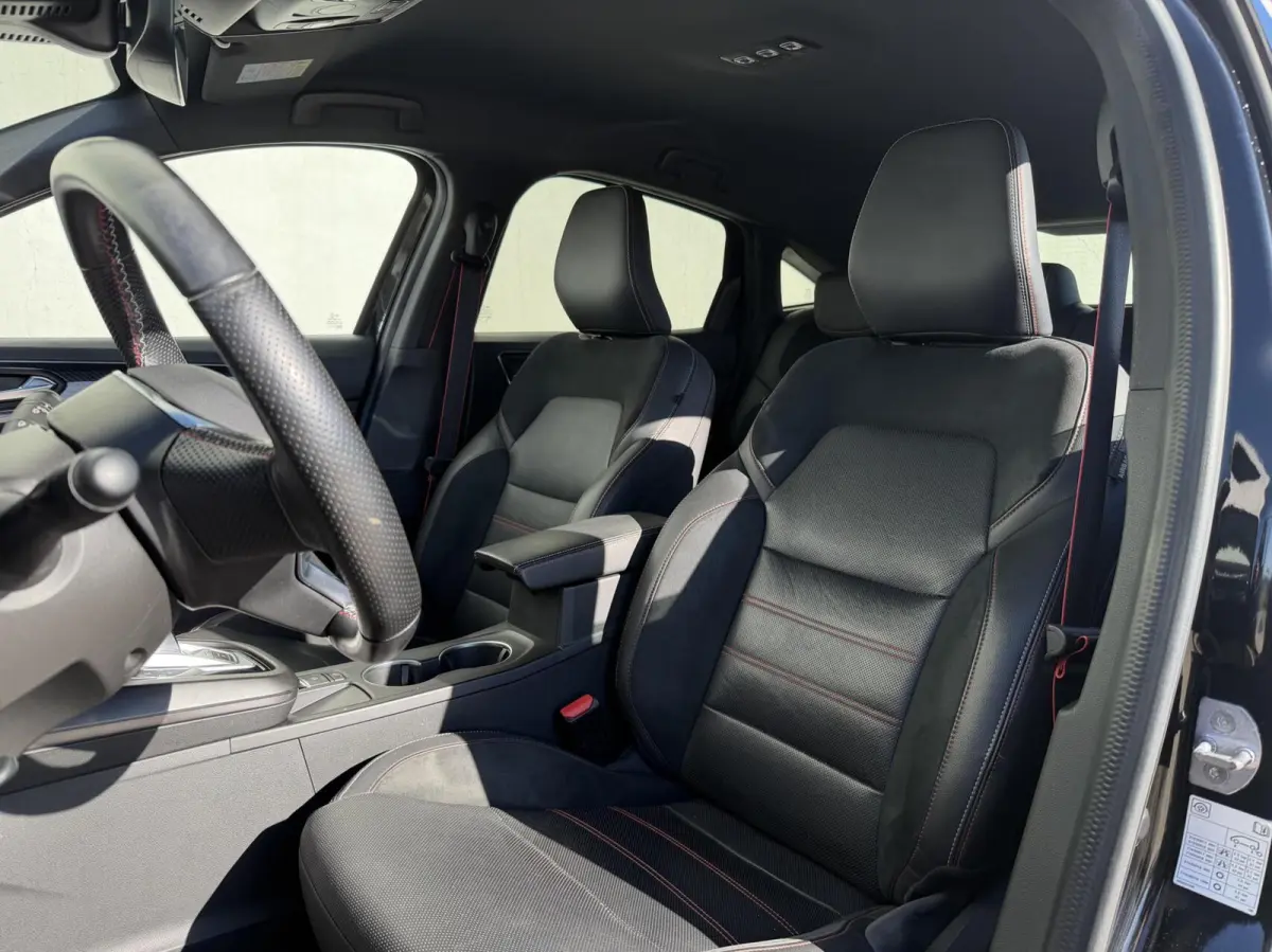 1.6 E-Tech Hybrid 145 R.S. Line | Leder | ACC | Camera | Carplay