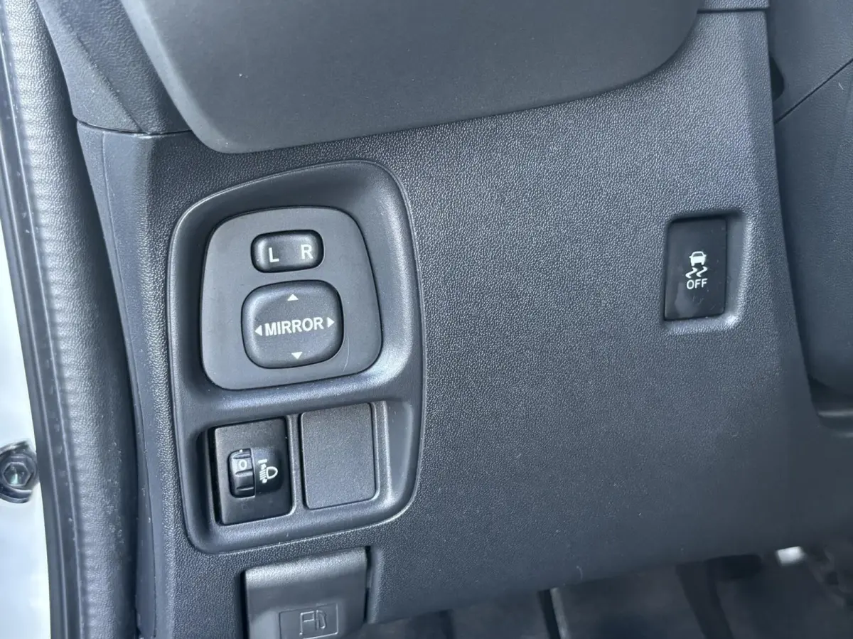 1.0 VVT-i x-cite | Camera | Carplay | 15 inch velgen