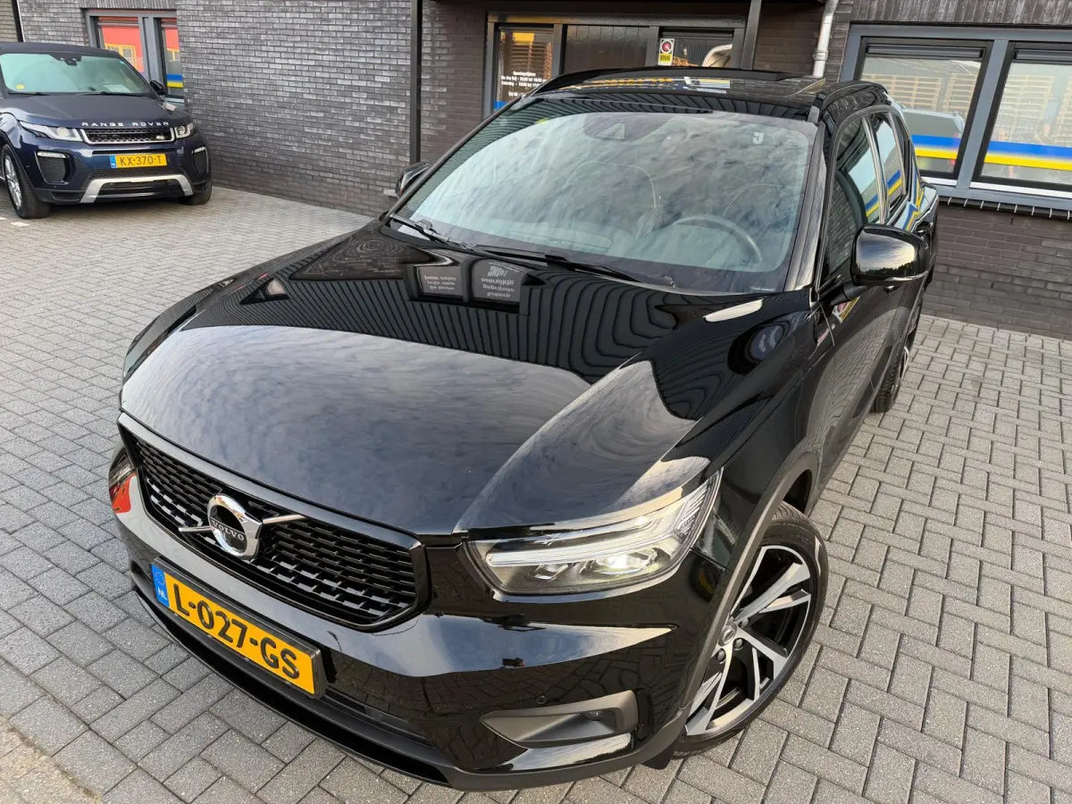 1.5 T2 R-Design | 1E EIGENAAR | 3/6/12MND GARANTIE | AUTOMAAT | PANO | LED | DAB | CRUISE | CARPLAY | STOELVERWM | BLIS | HARMAN KARDON |