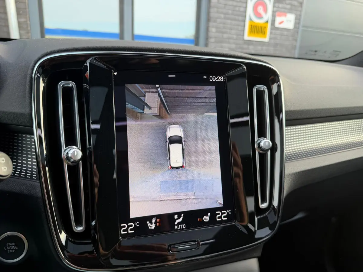 1.5 T2 R-Design | 1E EIGENAAR | 3/6/12MND GARANTIE | AUTOMAAT | PANO | LED | DAB | CRUISE | CARPLAY | STOELVERWM | BLIS | HARMAN KARDON |