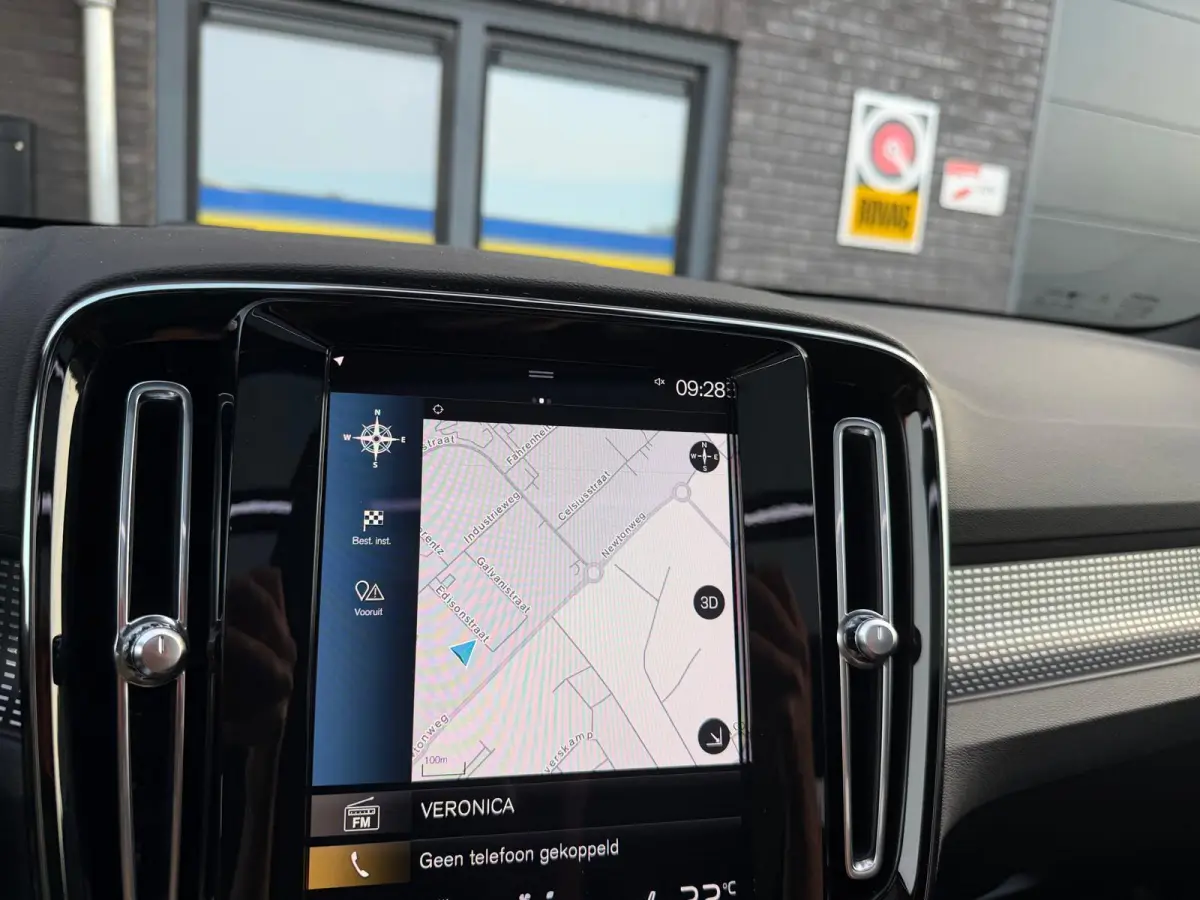 1.5 T2 R-Design | 1E EIGENAAR | 3/6/12MND GARANTIE | AUTOMAAT | PANO | LED | DAB | CRUISE | CARPLAY | STOELVERWM | BLIS | HARMAN KARDON |