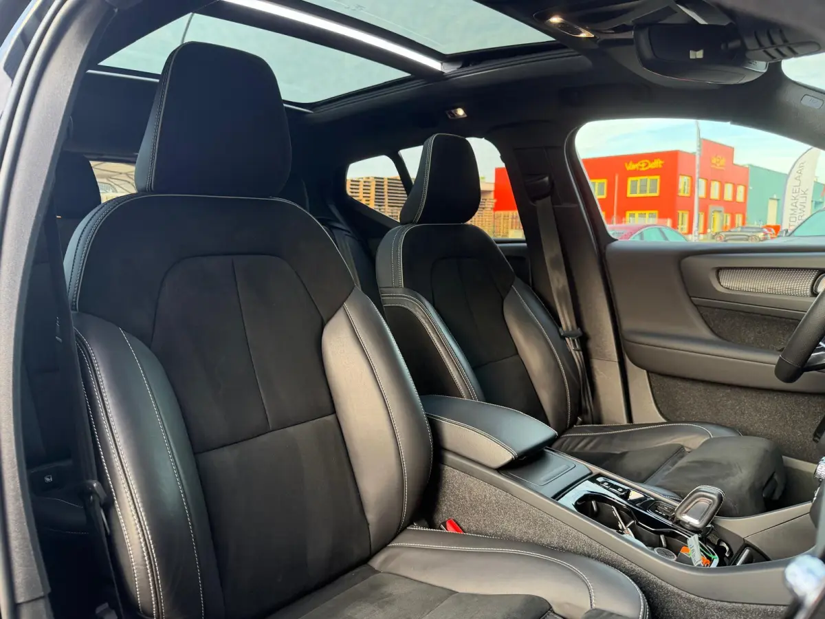 1.5 T2 R-Design | 1E EIGENAAR | 3/6/12MND GARANTIE | AUTOMAAT | PANO | LED | DAB | CRUISE | CARPLAY | STOELVERWM | BLIS | HARMAN KARDON |