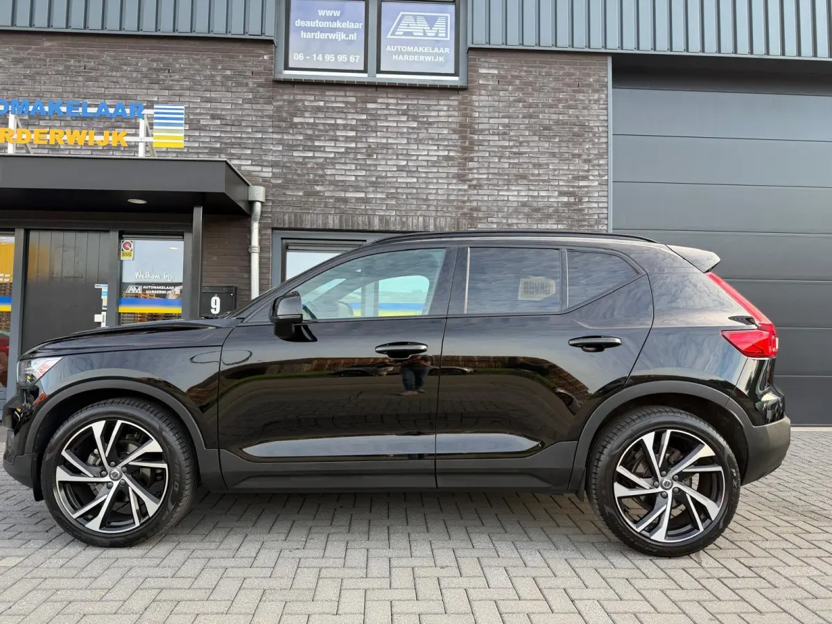 1.5 T2 R-Design | 1E EIGENAAR | 3/6/12MND GARANTIE | AUTOMAAT | PANO | LED | DAB | CRUISE | CARPLAY | STOELVERWM | BLIS | HARMAN KARDON |