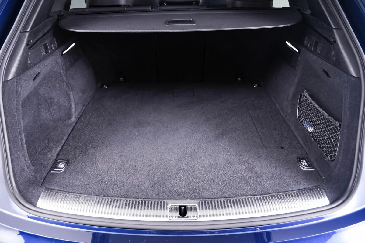 55 TFSI e quattro Competition Panoramadak - Akoestisch glas - Audi soundsystem - Head up - Stoelverwarming - Assistentiepakket 'City en Parking' - Cruise Control - Parkeerassistent -