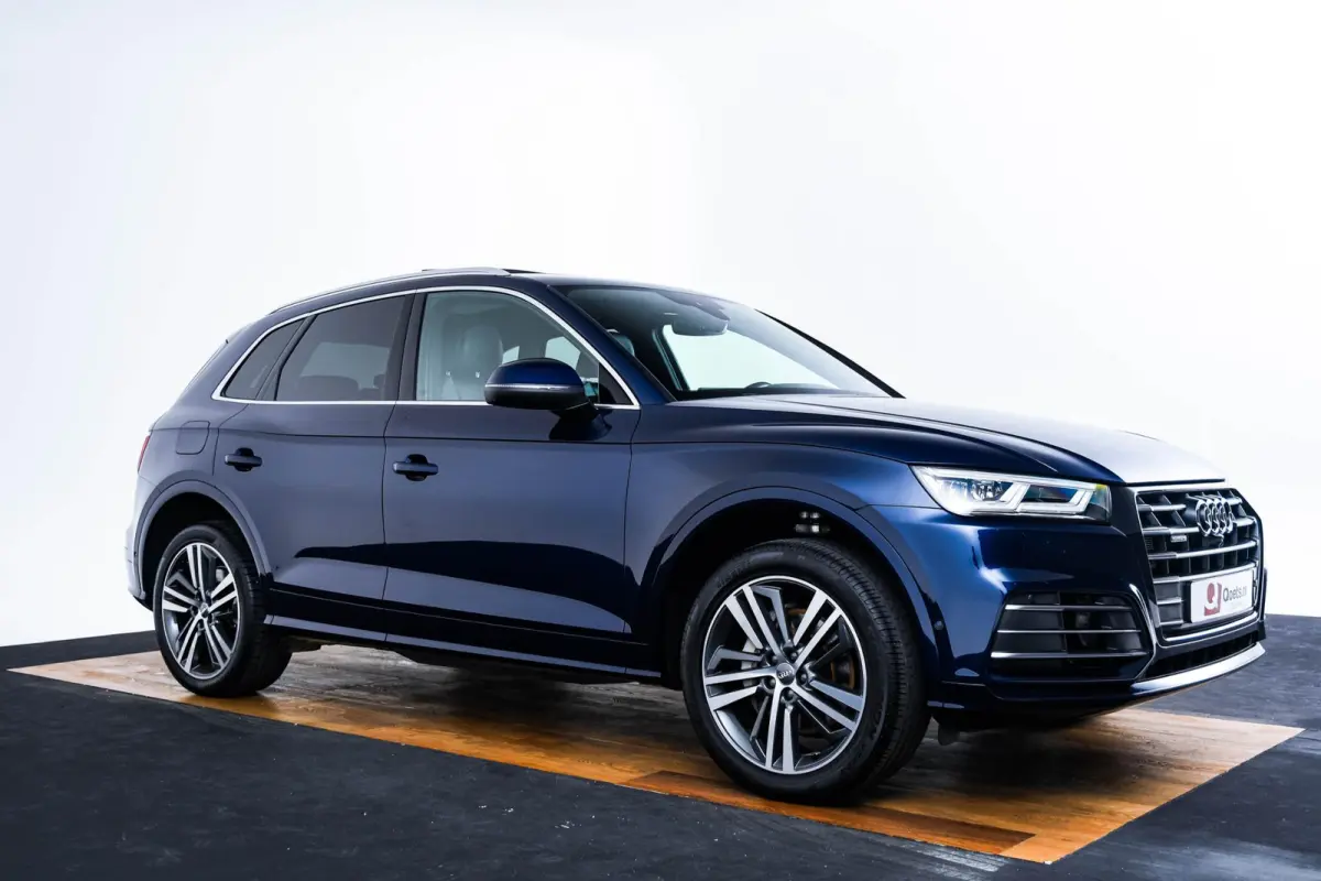 55 TFSI e quattro Competition Panoramadak - Akoestisch glas - Audi soundsystem - Head up - Stoelverwarming - Assistentiepakket 'City en Parking' - Cruise Control - Parkeerassistent -