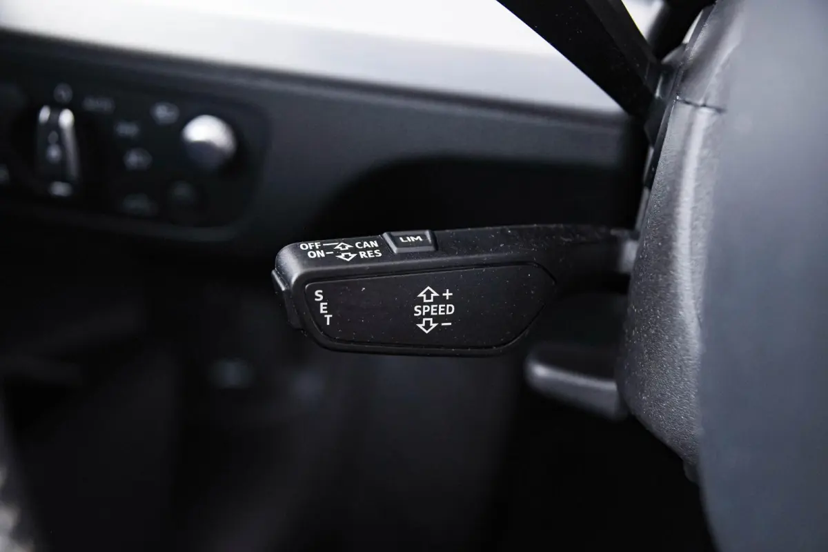 55 TFSI e quattro Competition Panoramadak - Akoestisch glas - Audi soundsystem - Head up - Stoelverwarming - Assistentiepakket 'City en Parking' - Cruise Control - Parkeerassistent -