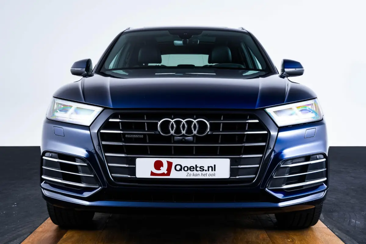 55 TFSI e quattro Competition Panoramadak - Akoestisch glas - Audi soundsystem - Head up - Stoelverwarming - Assistentiepakket 'City en Parking' - Cruise Control - Parkeerassistent -