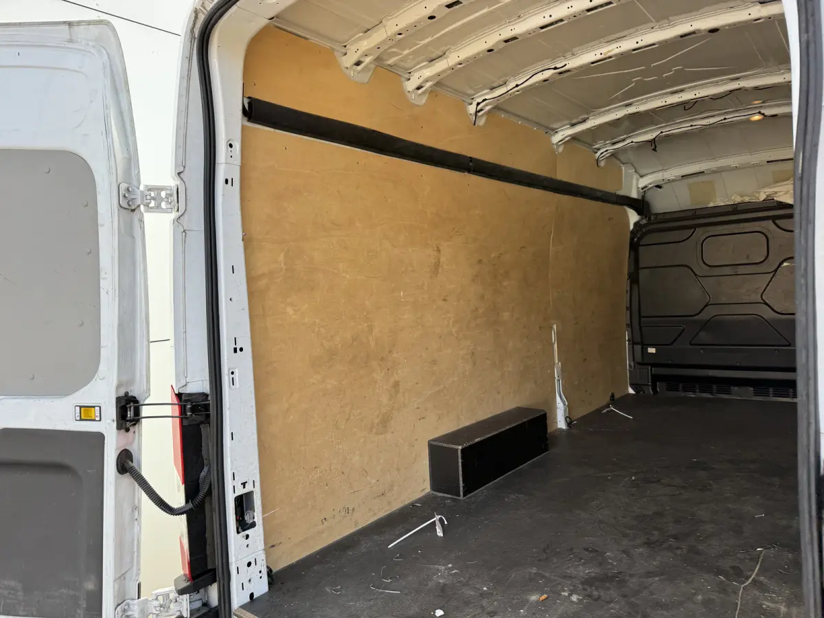 e-Transit 68kWh 184PK