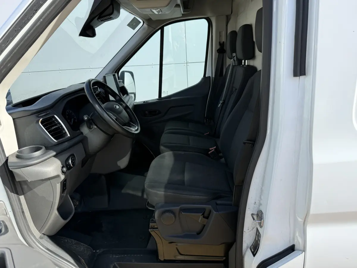 e-Transit 68kWh 184PK