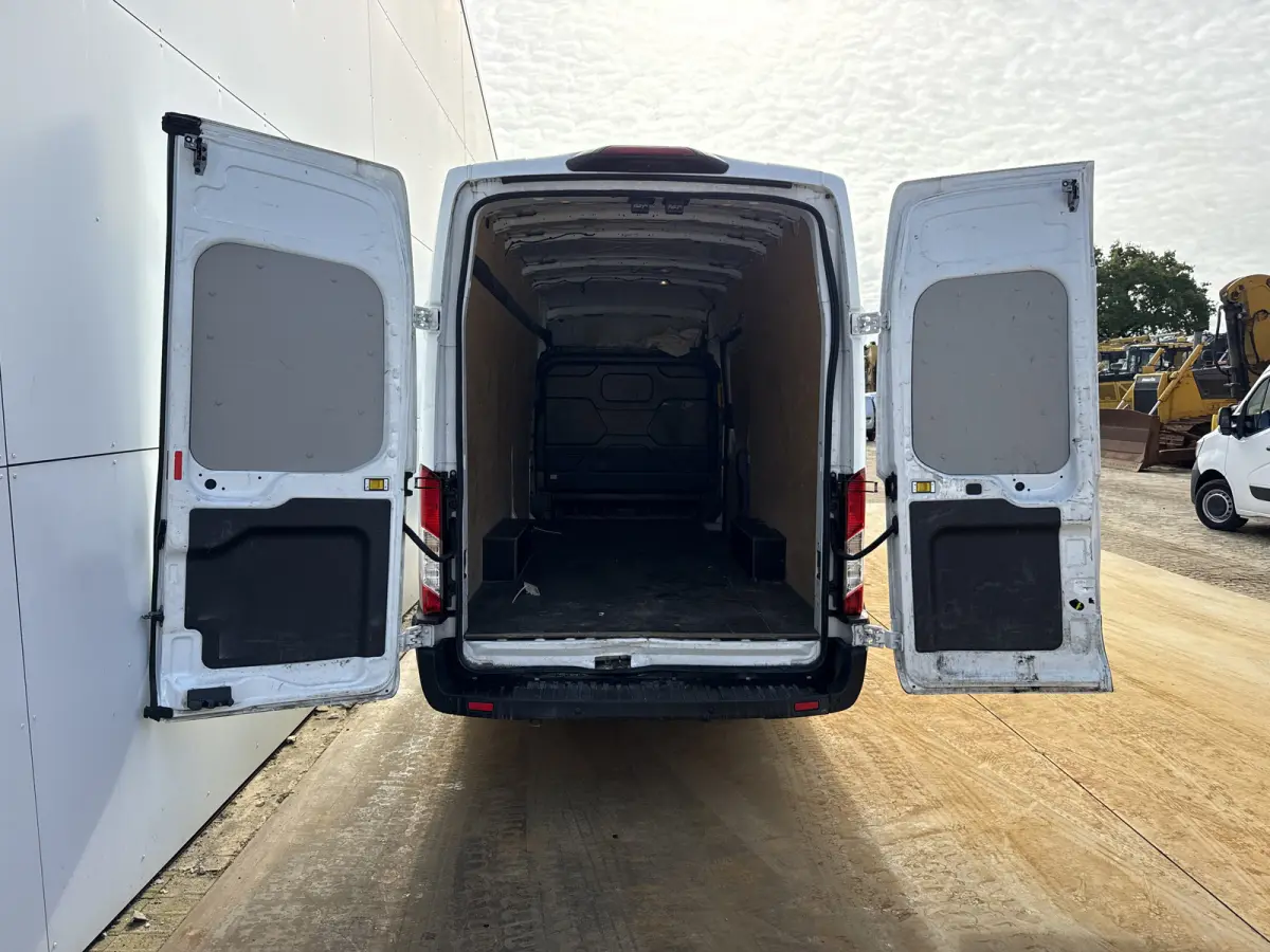 e-Transit 68kWh 184PK