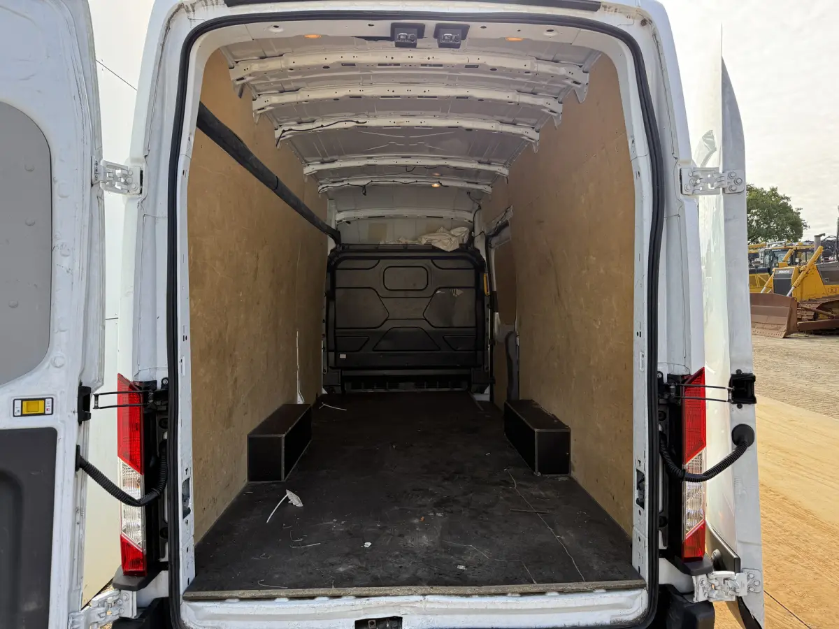 e-Transit 68kWh 184PK
