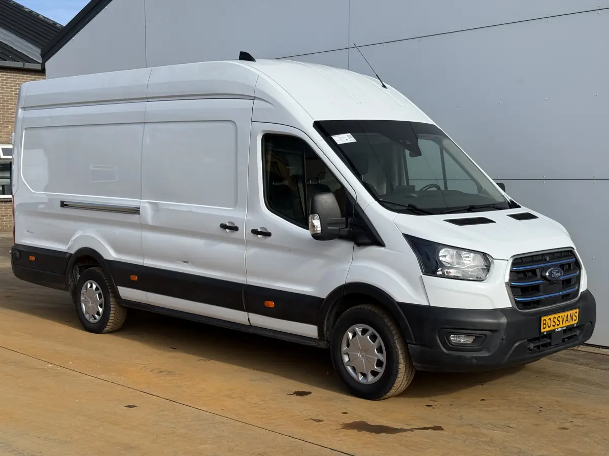 e-Transit 68kWh 184PK