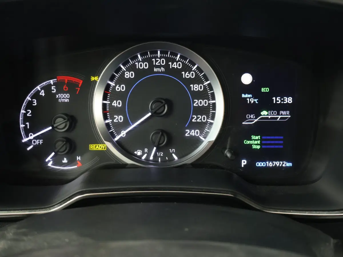 1.8 HYBRID AUT. ACTIVE + ADAPTIVE CRUISE | CAMERA | NAVIGATIE | DAB