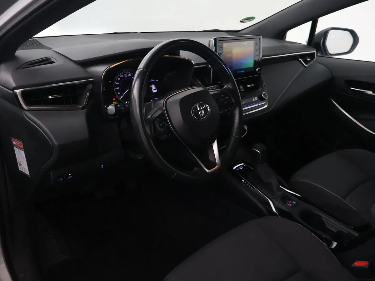 1.8 HYBRID AUT. ACTIVE + ADAPTIVE CRUISE | CAMERA | NAVIGATIE | DAB