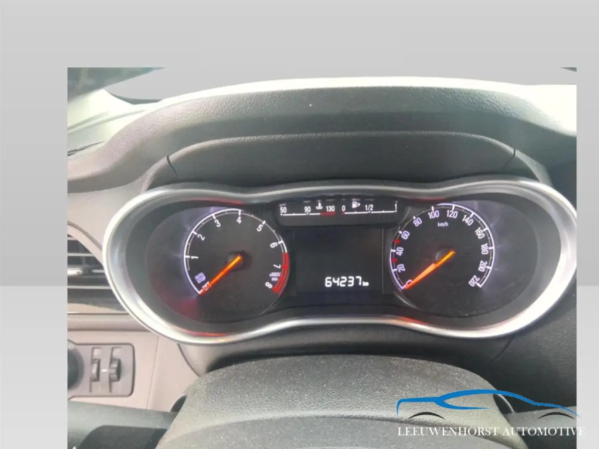 1.0 ecoFLEX Innovation, navi, cruise, climate, stoelverw. PDC, Bluetooth, NL- dealerauto