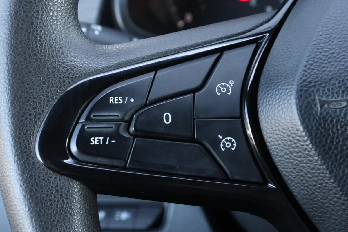 bestel 2.0 dCi L1H1 l 29.000 KM !! l AIRCO l CRUISE CONTROL