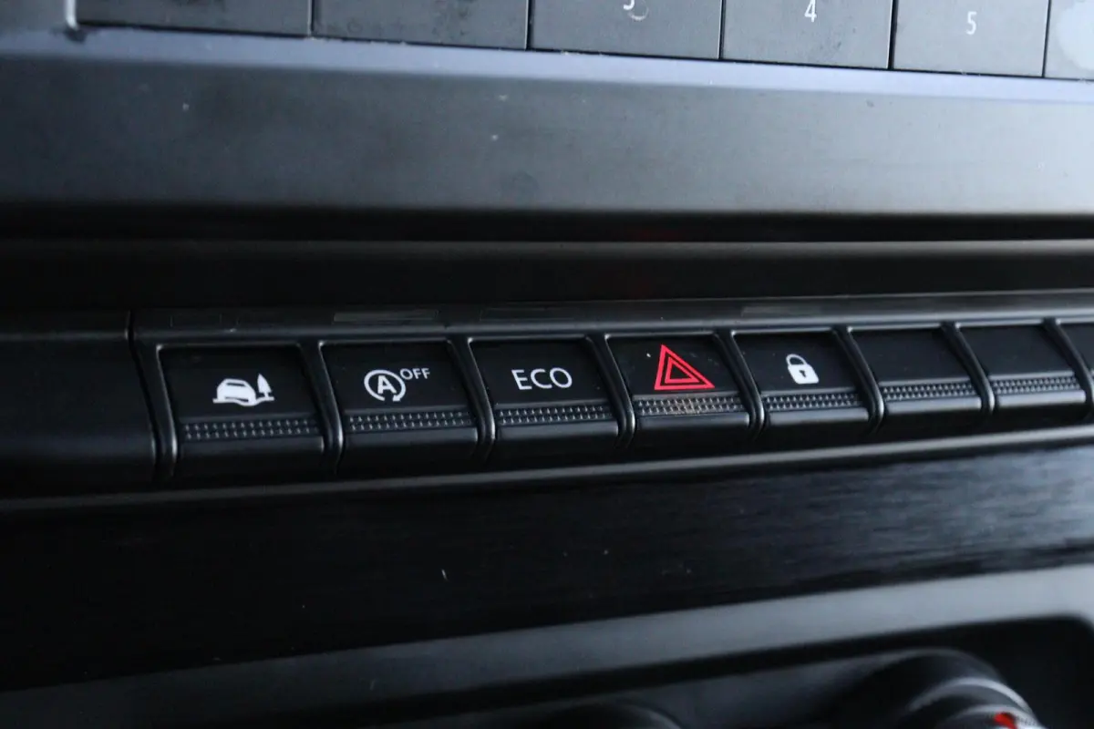 bestel 2.0 dCi L1H1 l 29.000 KM !! l AIRCO l CRUISE CONTROL